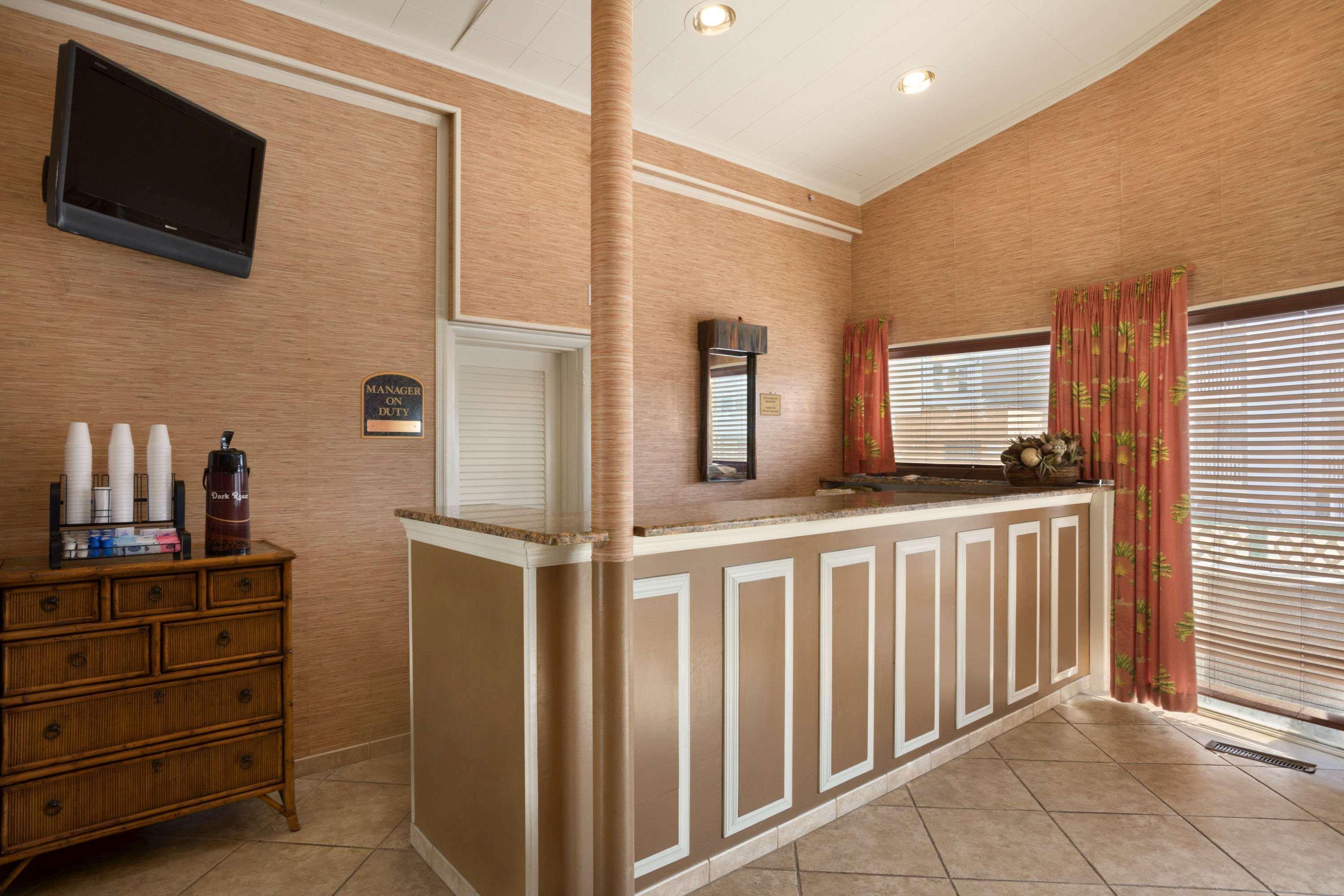 Howard Johnson By Wyndham Ocean City Oceanfront Εξωτερικό φωτογραφία