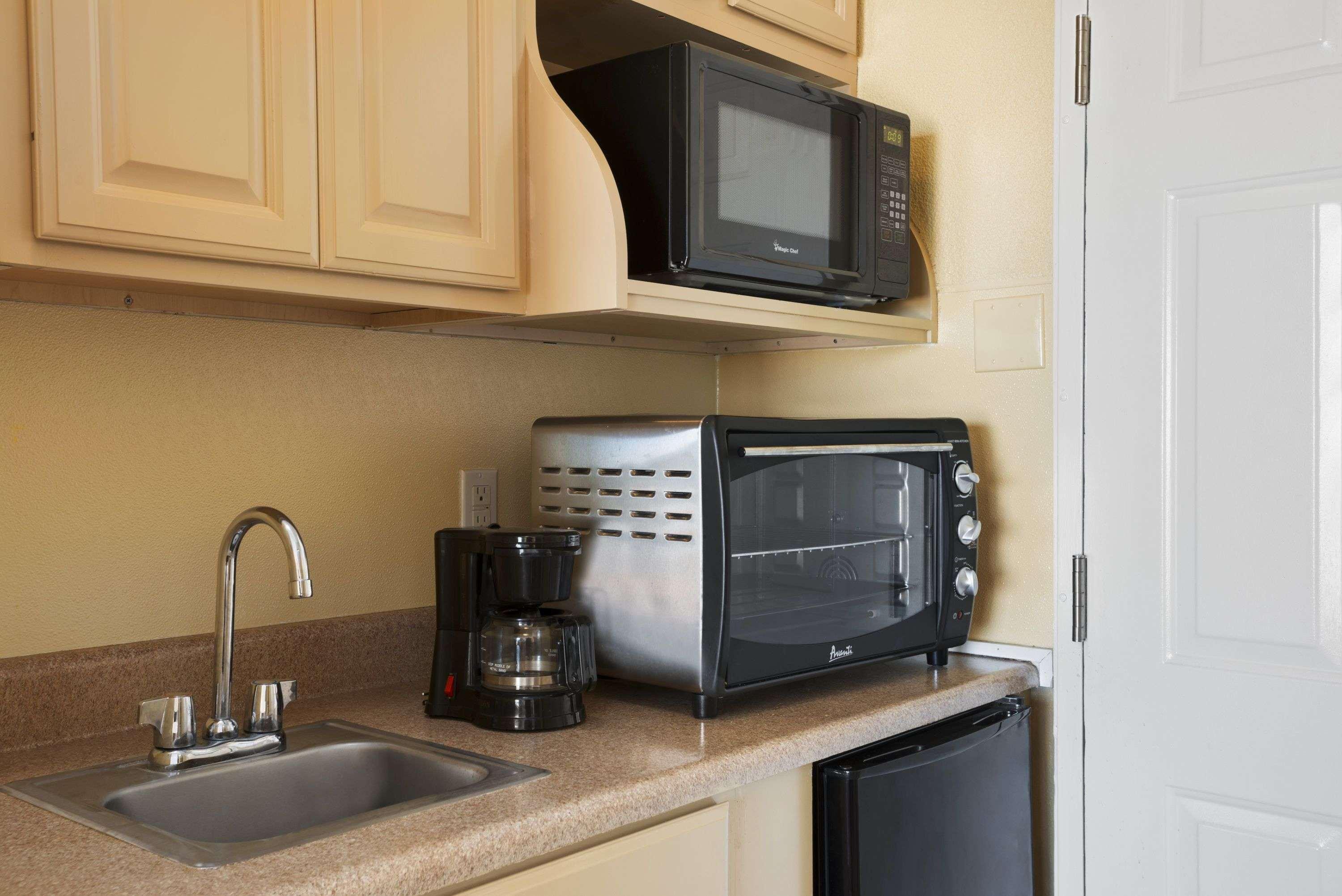 Howard Johnson By Wyndham Ocean City Oceanfront Εξωτερικό φωτογραφία