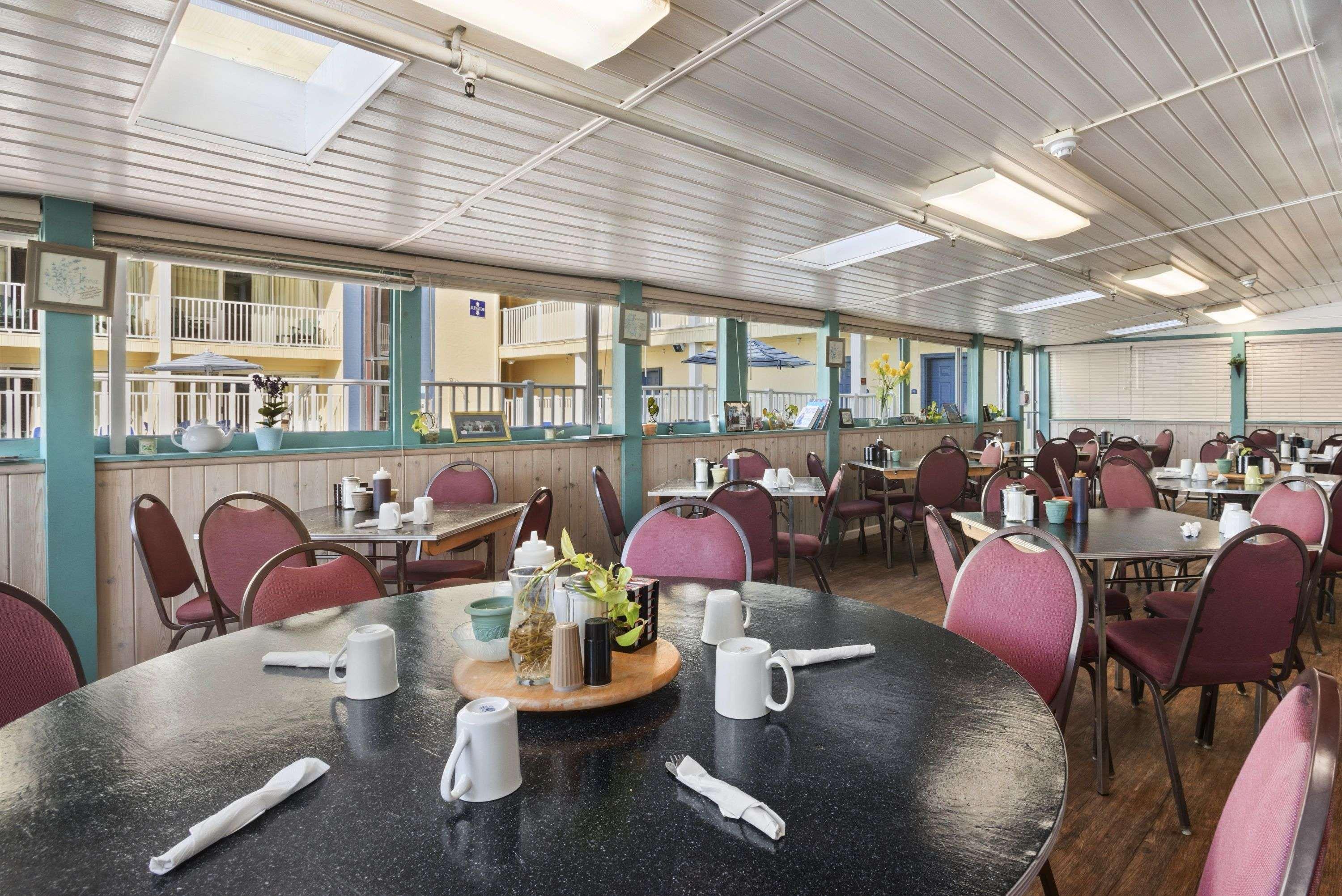 Howard Johnson By Wyndham Ocean City Oceanfront Εξωτερικό φωτογραφία