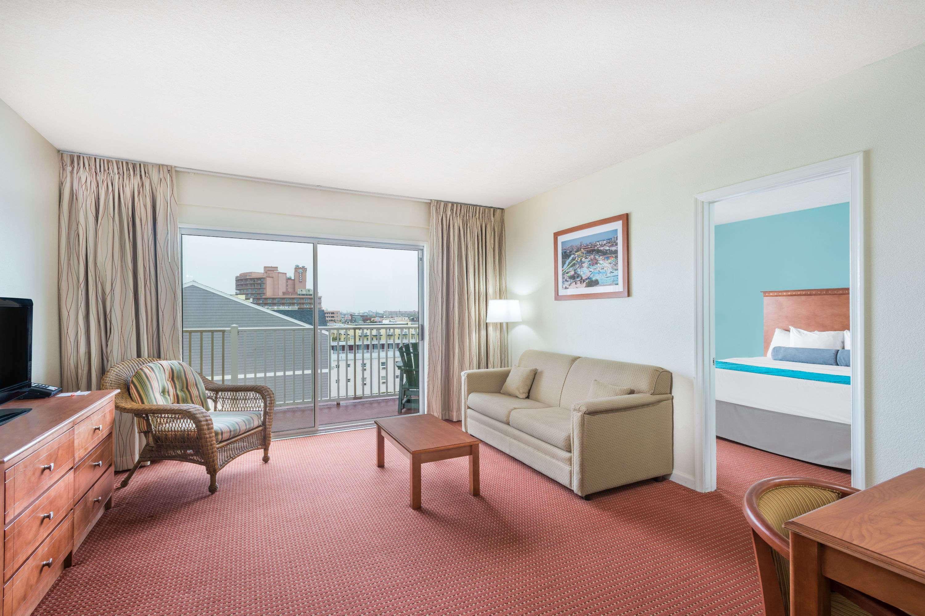 Howard Johnson By Wyndham Ocean City Oceanfront Εξωτερικό φωτογραφία