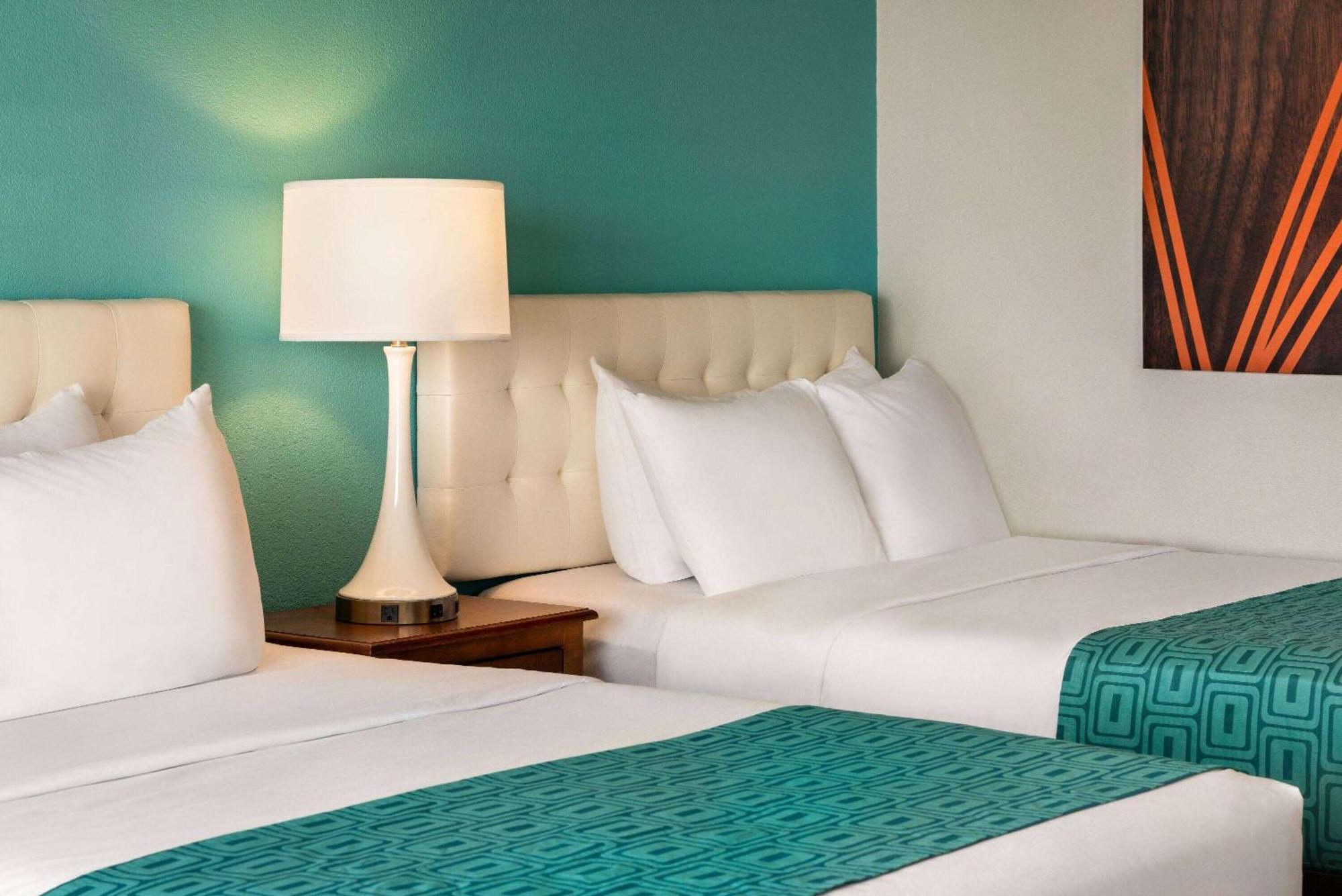 Howard Johnson By Wyndham Ocean City Oceanfront Εξωτερικό φωτογραφία